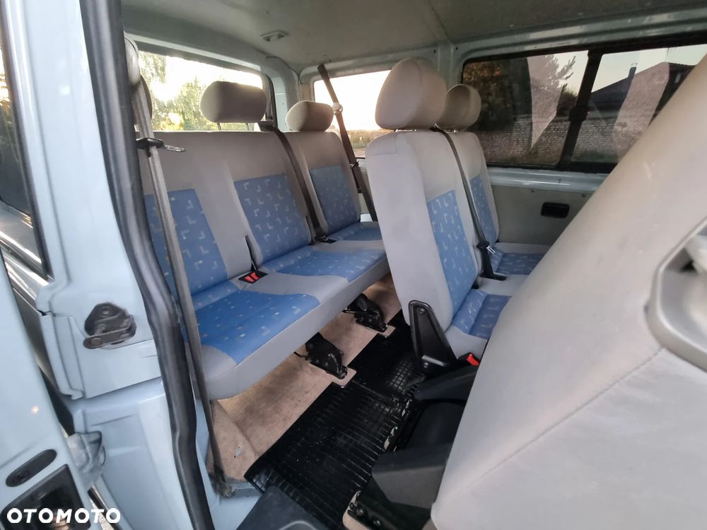 Volkswagen Transporter L1H1 - 12