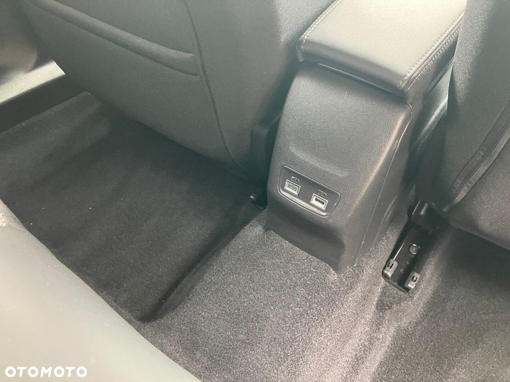 Peugeot 2008 1.2 PureTech Allure Pack S&S EAT8 - 30