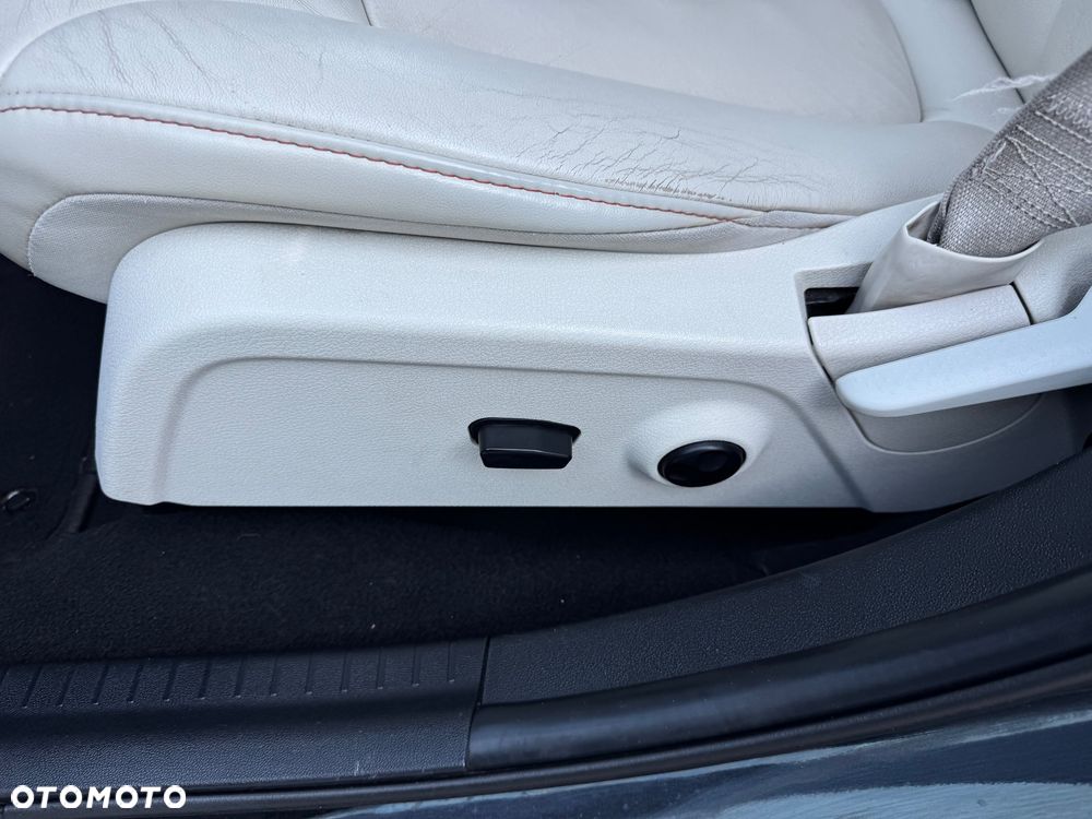 Fiat Freemont 2.0 Multijet 16V DPF Automatik Allrad Lounge - 24