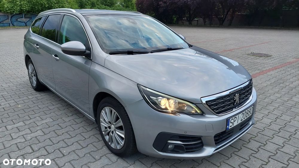 Peugeot 308 SW 1.2 PureTech Allure S&S - 3