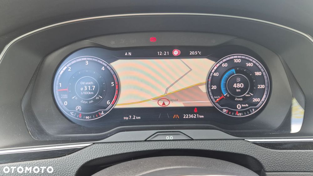 Volkswagen Passat 2.0 TDI BMT Highline - 29