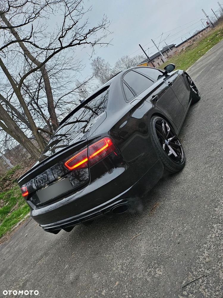 Audi A8 4.2 FSI Quattro - 6
