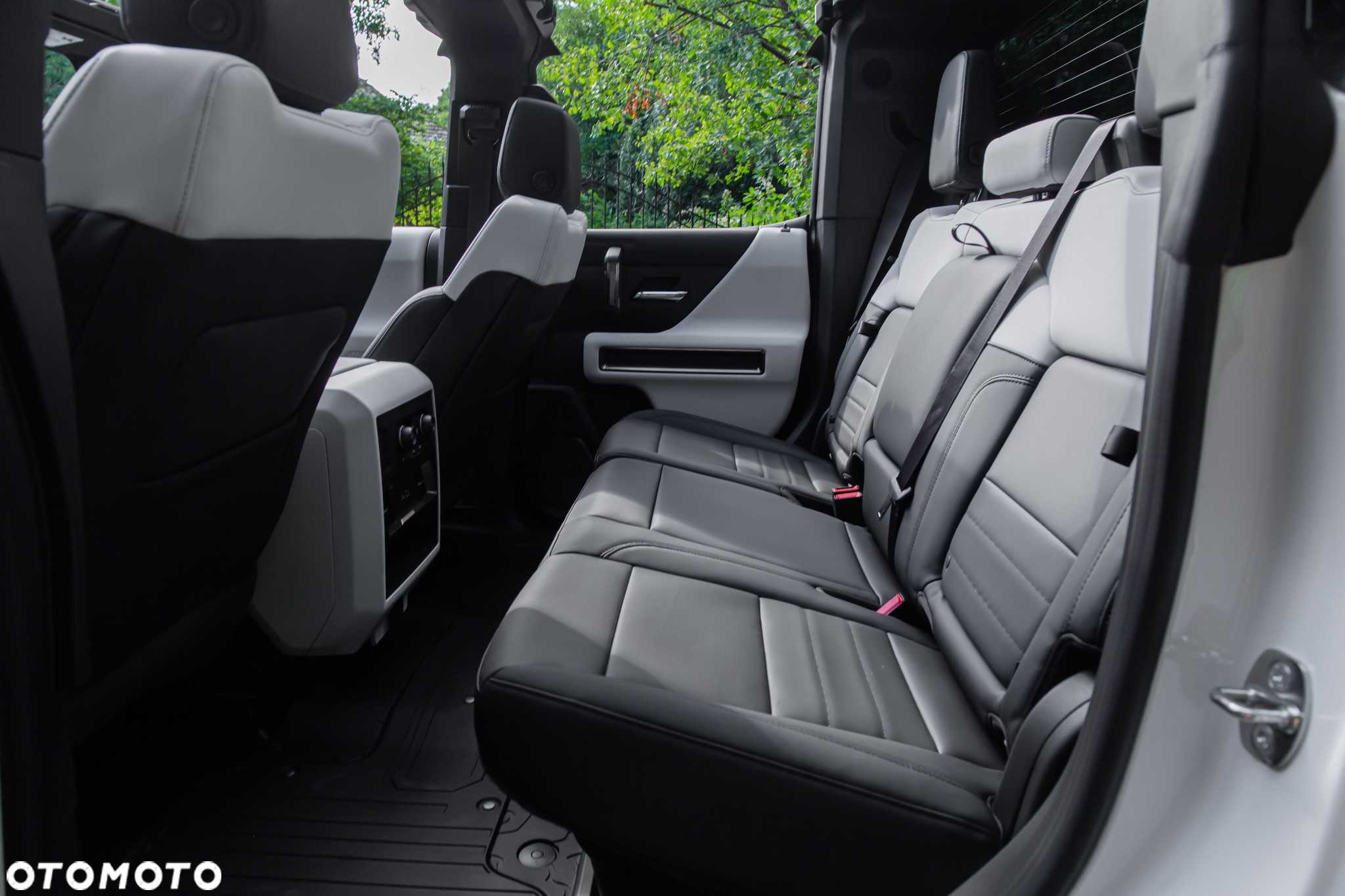 Hummer Inny - 31