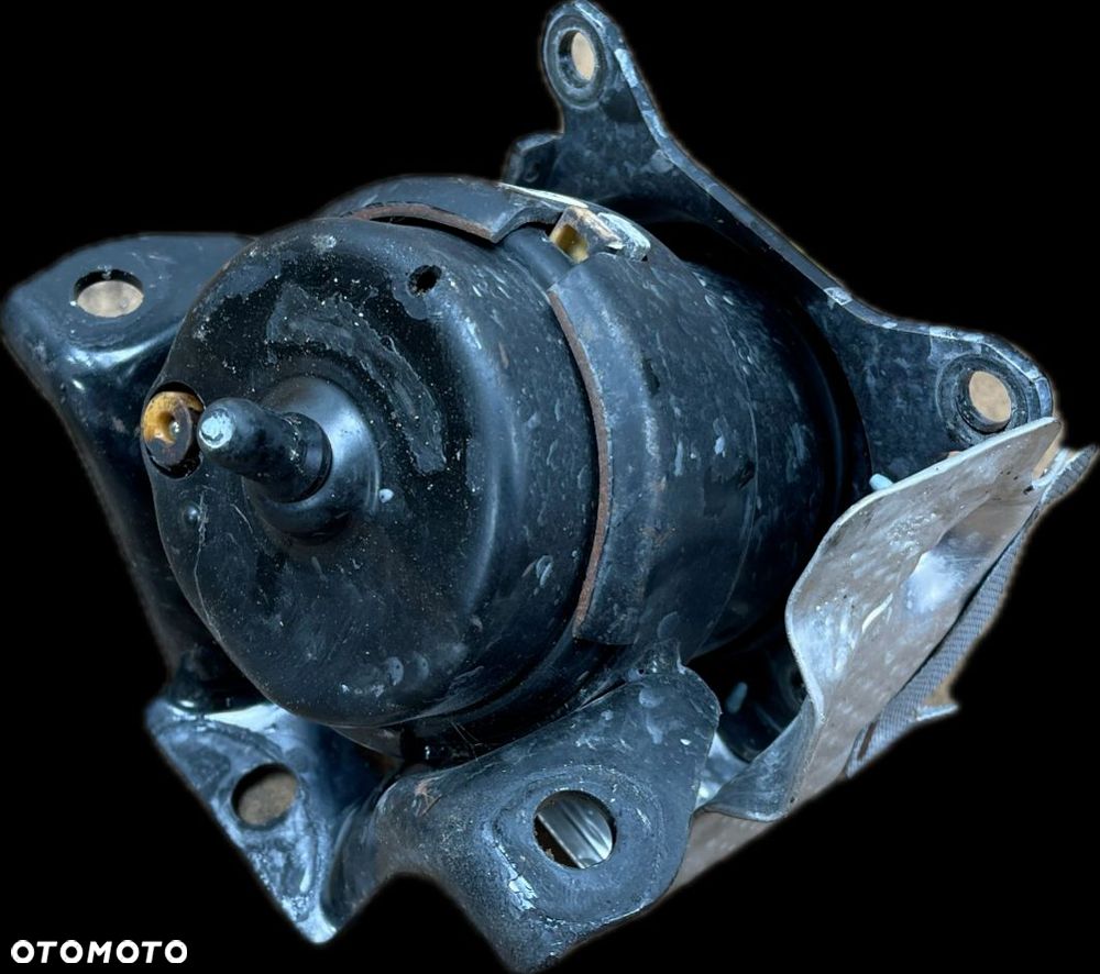 P8 GMC YUKON XL DENALI IV 2015 - 6.2 V8 ŁAPA PODUSZKA SILNIKA 84175582 - 2