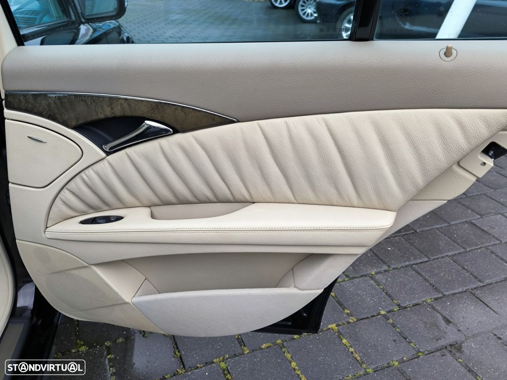 Mercedes-Benz E 320 CDi Avantgarde - 28