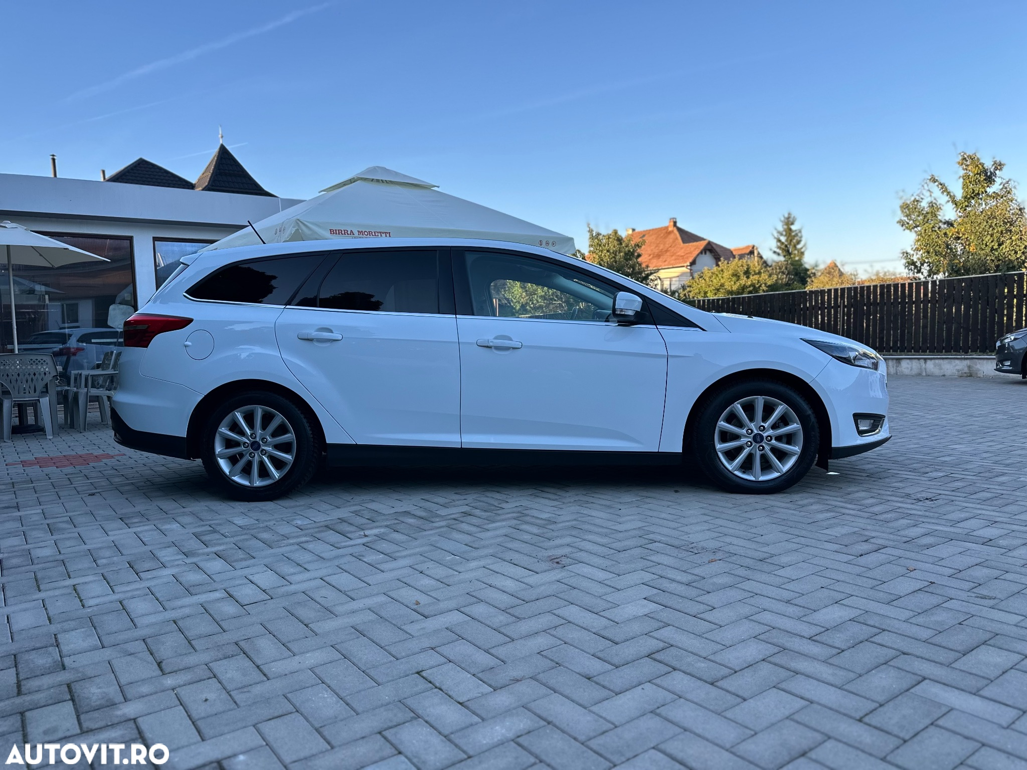 Ford Focus 1.5 EcoBlue Start-Stopp-System TITANIUM STYLE - 4