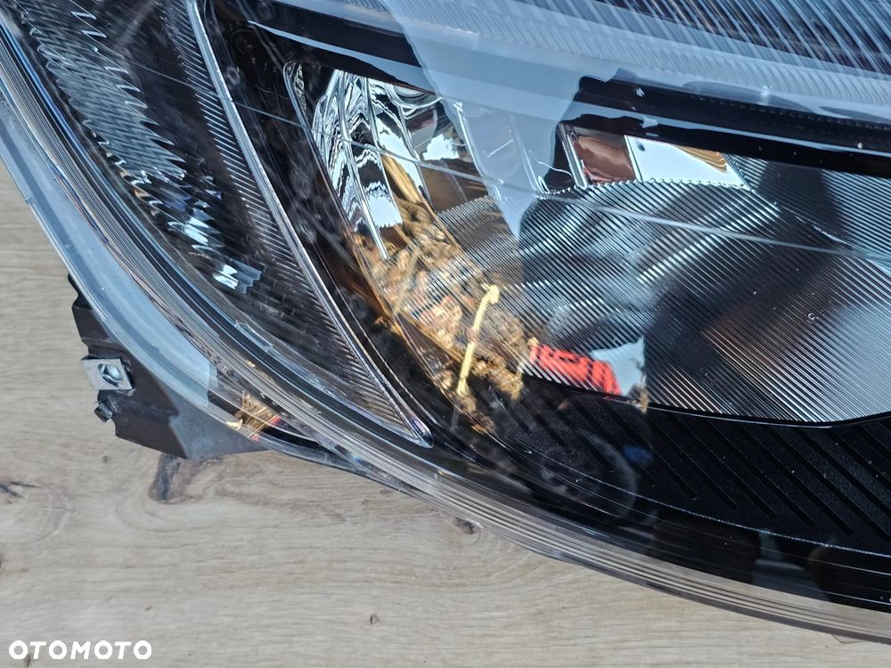 LAMPA PRAWA PRZEDNIA PRAWY PRZÓD OPEL ASTRA J CIEMNA !!!Z LED!!! 100% OK EUROPA BARDZO ŁADNA - 5