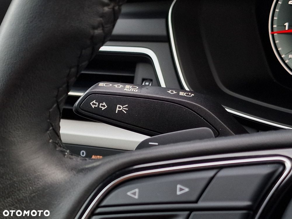 Audi A4 Limousine - 15