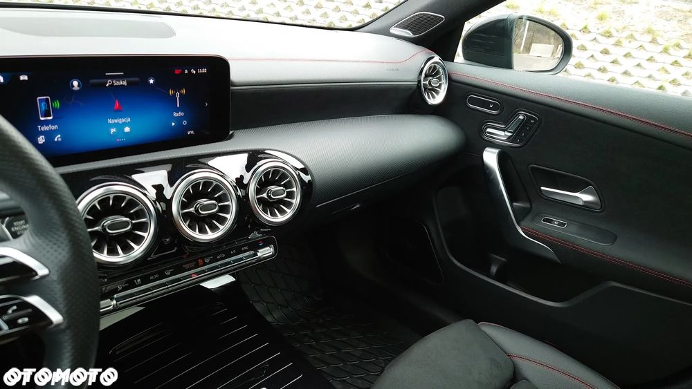 Mercedes-Benz CLA AMG 35 4-Matic 7G-DCT - 13