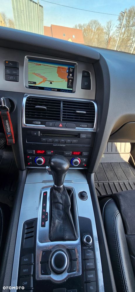 Audi Q7 3.0 TDI DPF quattro tiptronic - 12