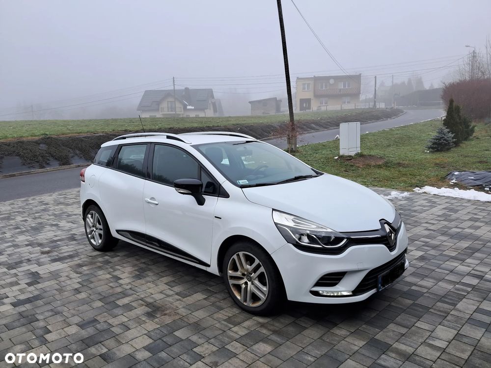 Renault Clio - 1