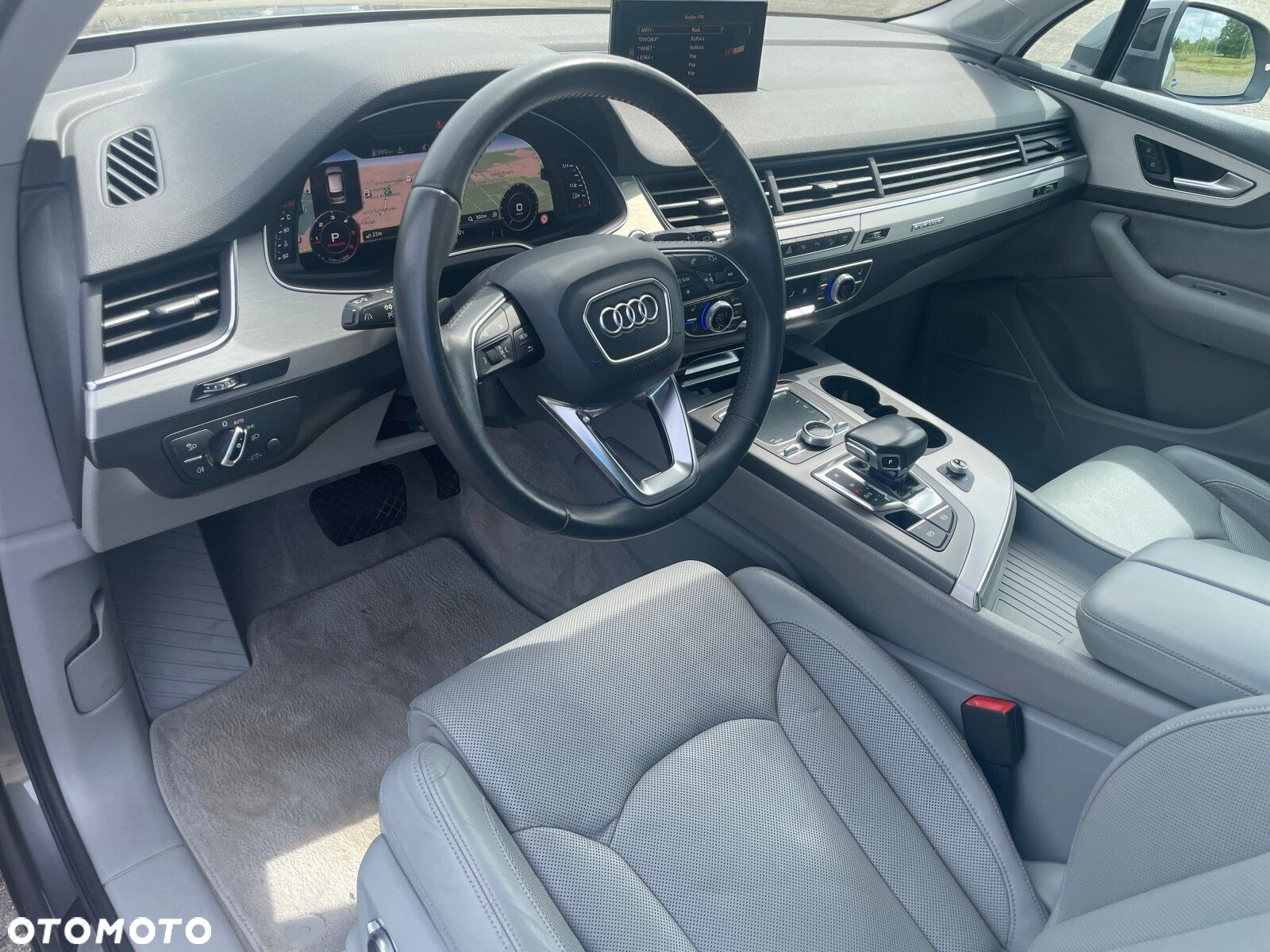 Audi Q7 - 9