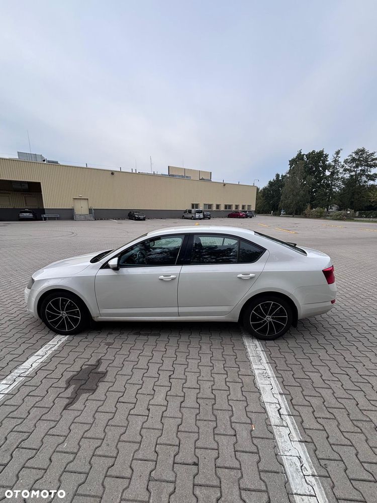 Skoda Octavia 1.6 TDI Elegance - 2