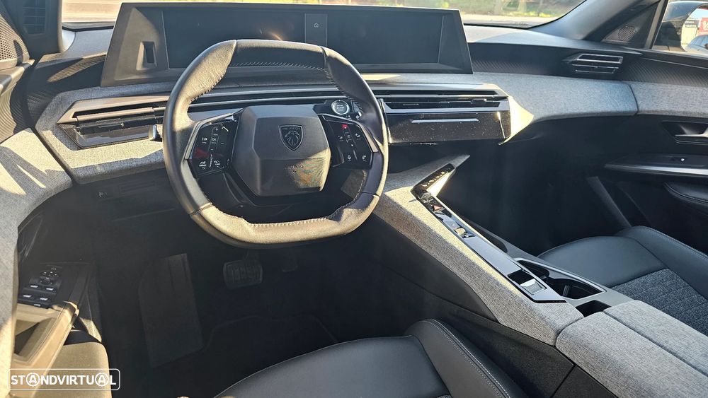 Peugeot 5008 Hybrid 145 e-DSC6 Allure - 36