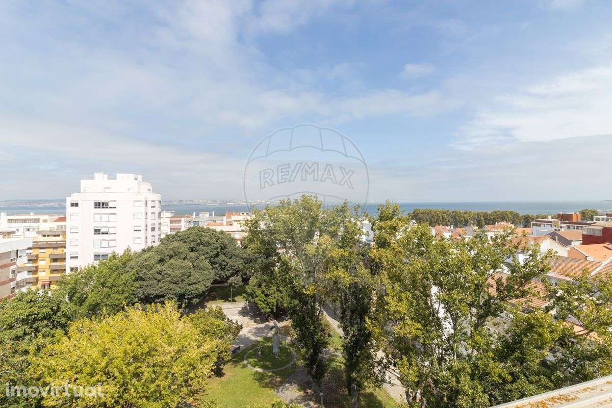 Apartamento T5 para venda - Grande imagem: 2/5