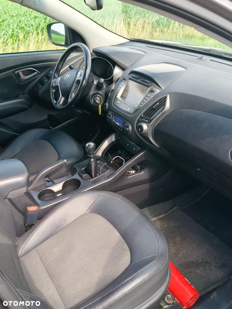 Hyundai ix35 1.7 CRDi 2WD blue Comfort - 11