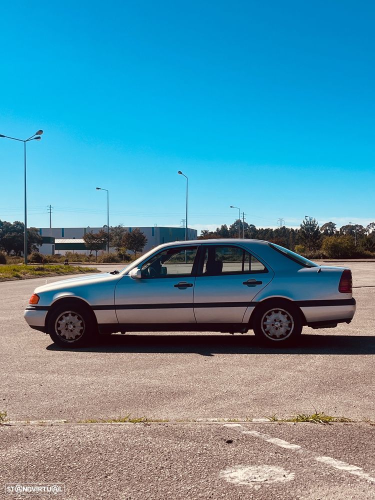 Mercedes-Benz C 220 D Elegance - 7