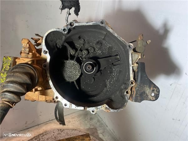 CAIXA DE VELOCIDADES MITSUBISHI SPACE - 1