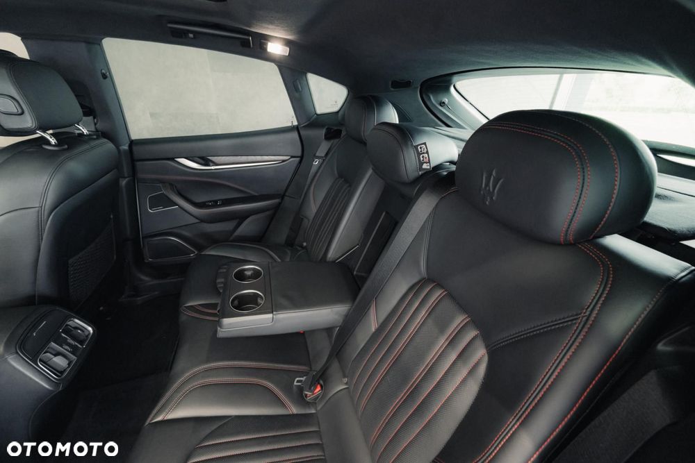 Maserati Levante - 32