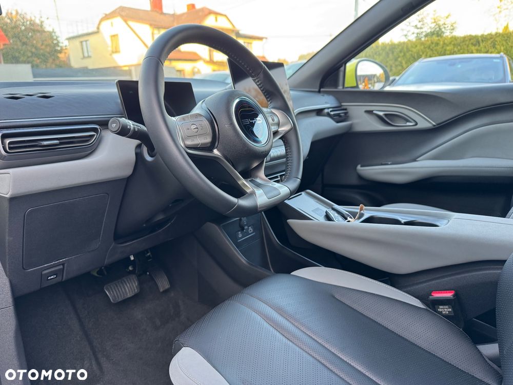BYD Dolphin Surf 43.2kWh Comfort - 16
