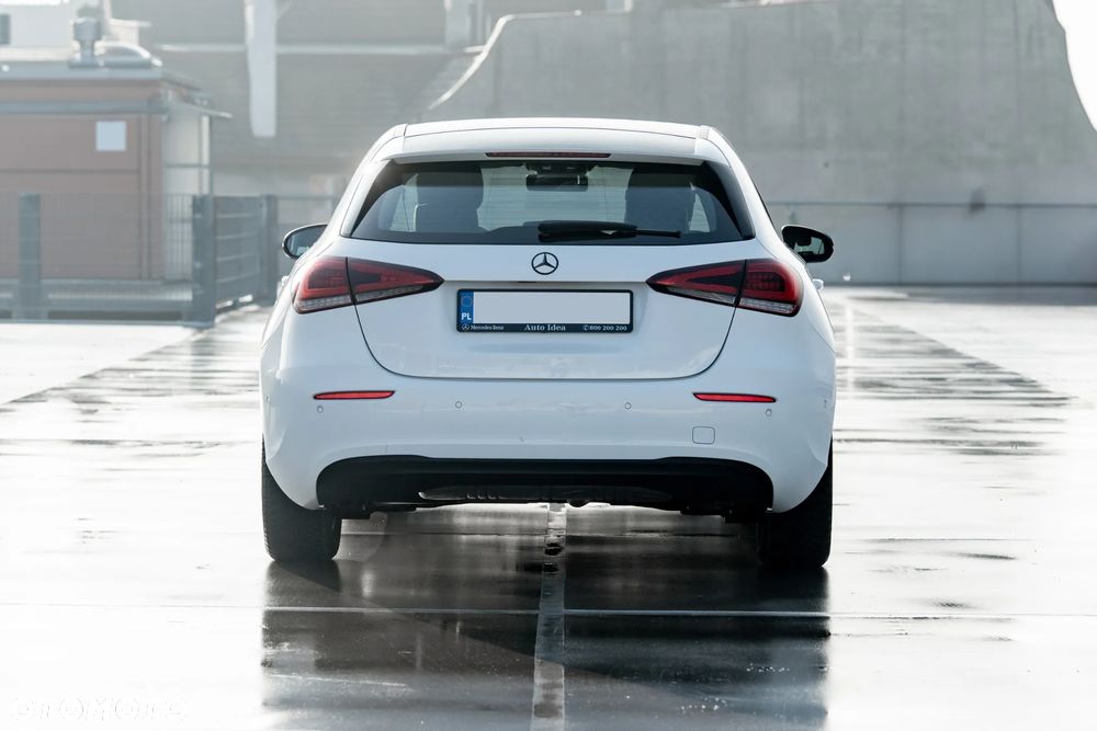 Mercedes-Benz Klasa A 180 Style 7G-DCT - 9