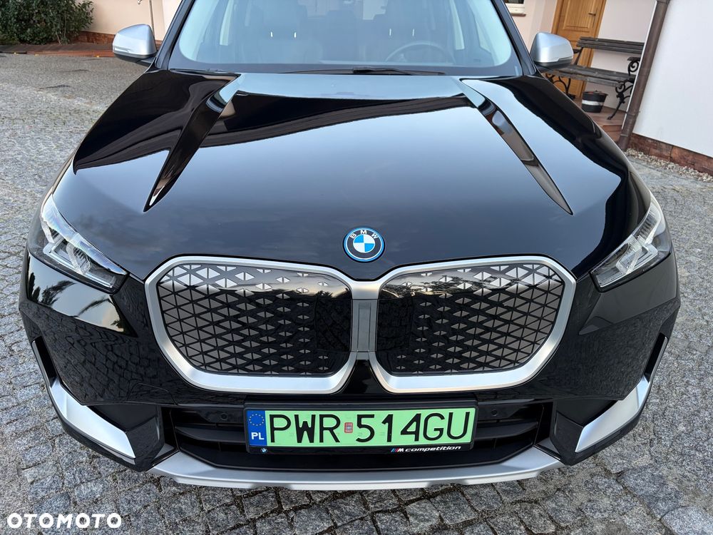 BMW Ix1 2024 photo 3