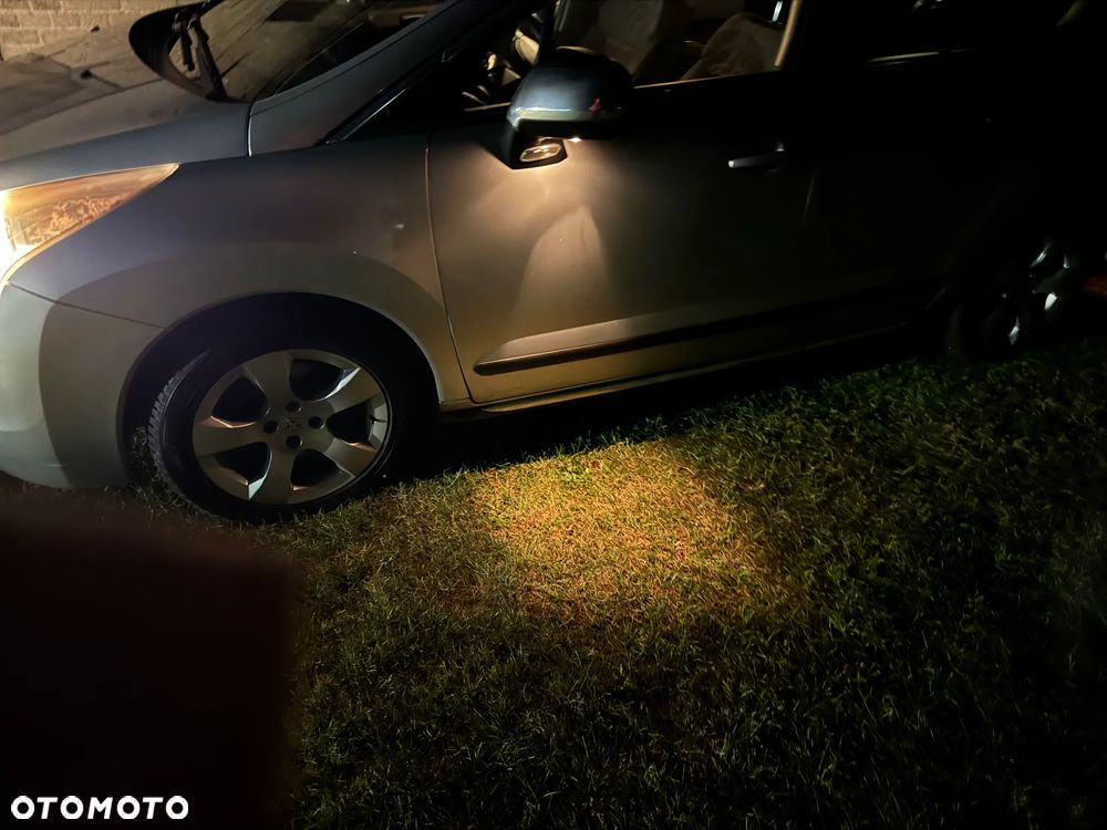 Peugeot 3008 2.0 HDi Allure - 38
