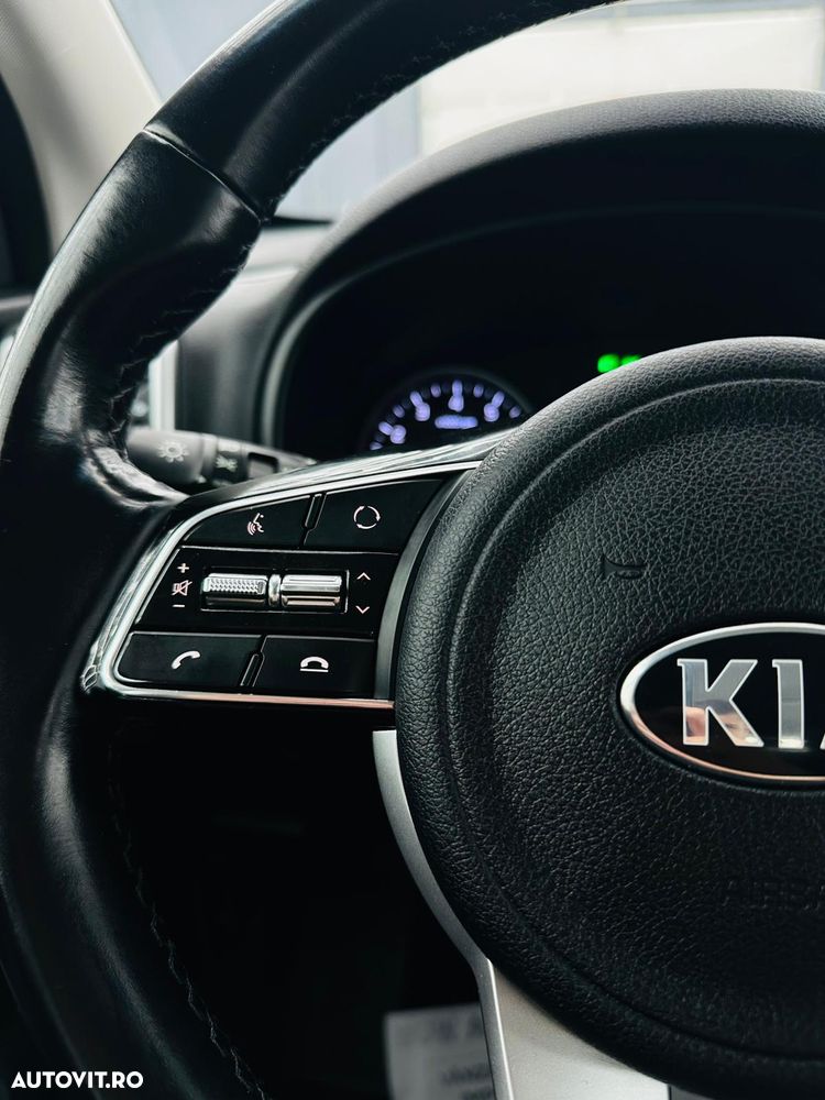 Kia Sportage 1.6 GDI 2WD DREAM-TEAM EDITION - 30
