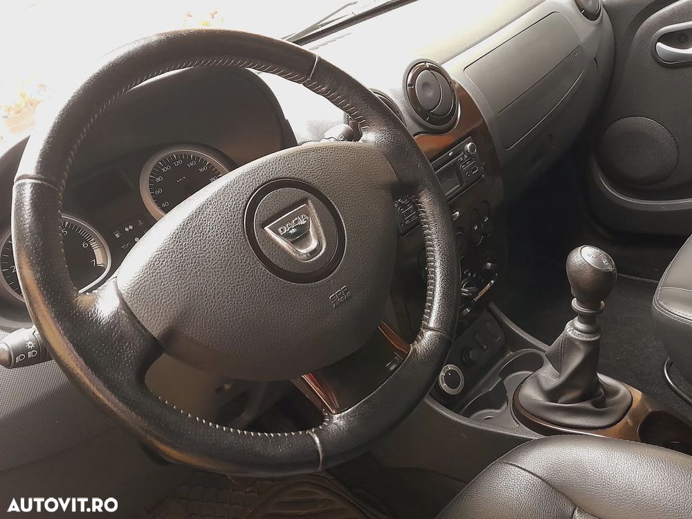 Dacia Duster 1.5 dCi 4x4 Prestige - 23