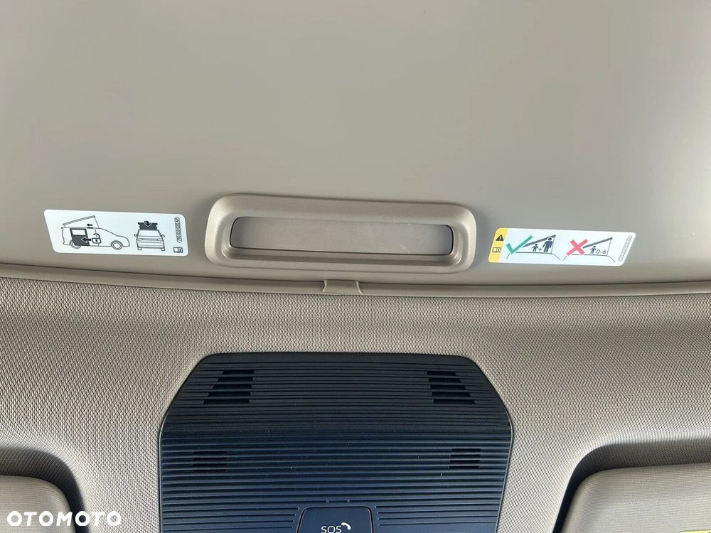 Volkswagen California - 34