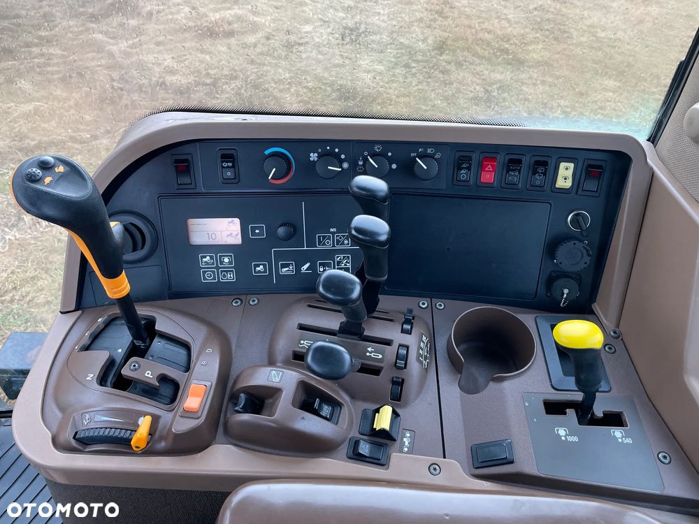 John Deere 7720 - 17