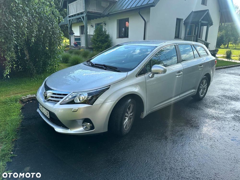 Toyota Avensis 1.8 Sol EU5 - 1