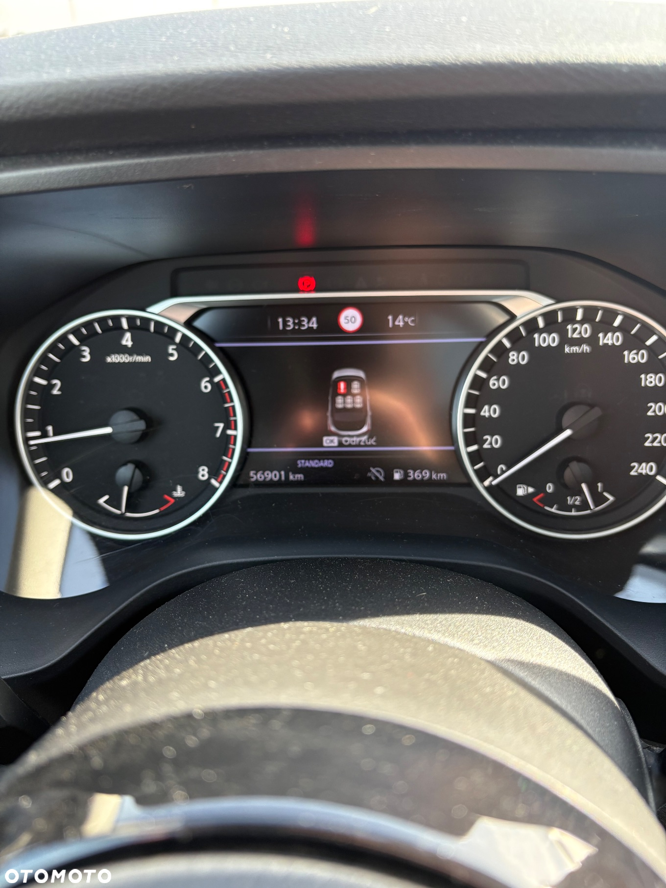 Nissan Qashqai 1.3 DIG-T N-Connecta - 29