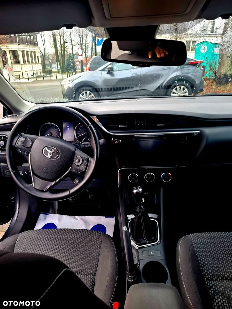 Toyota Corolla 1.6 Comfort - 4