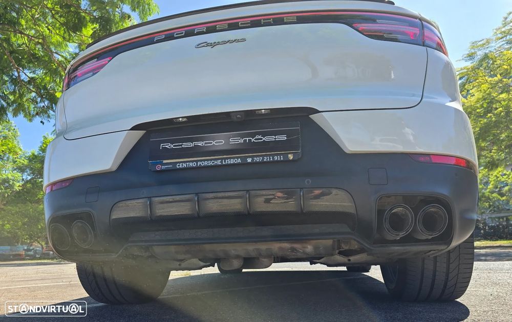 Porsche Cayenne Coupé E-Hybrid - 23