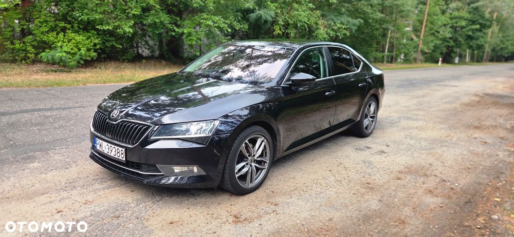 Skoda Superb 2.0 TDI Ambition DSG - 8