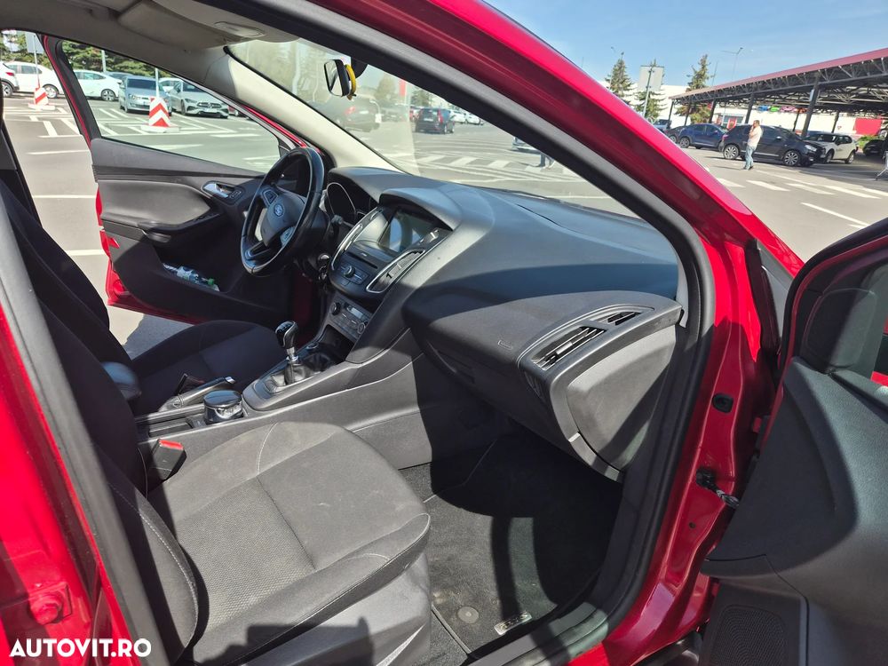 Ford Focus 1.0 EcoBoost Trend - 6