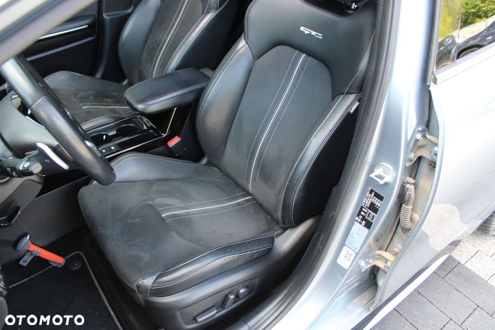 Kia ProCeed - 21