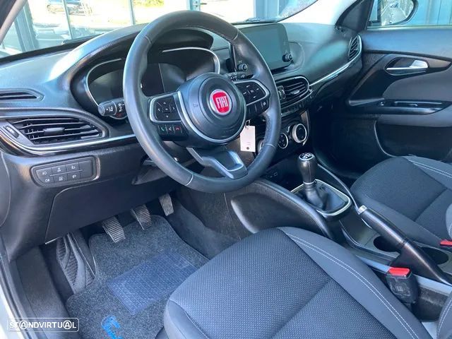 Fiat Tipo Station Wagon 1.0 GSE T3 City Life - 10