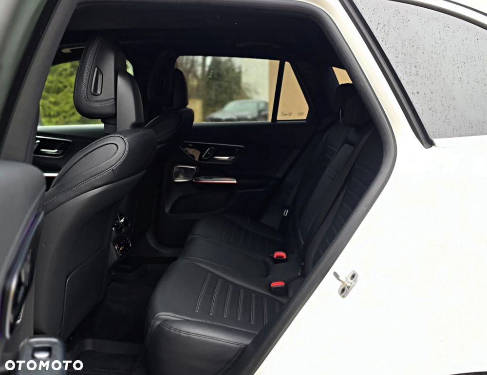 Mercedes-Benz GLC 300 d 4Matic 9G-TRONIC AMG Line Advanced - 15