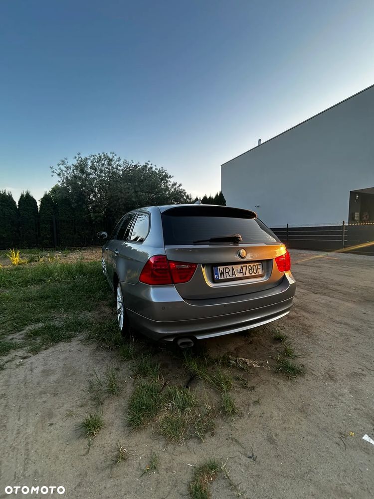 BMW Seria 3 318d - 4