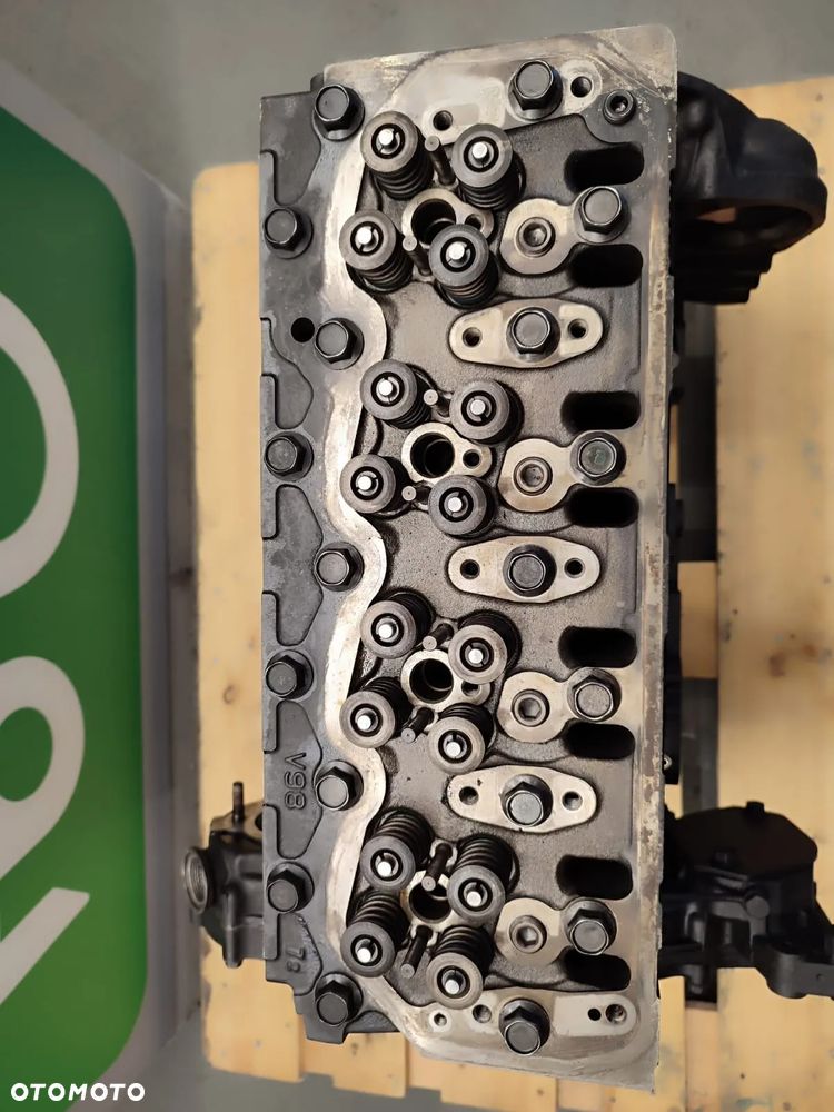 Słupek silnika Komatsu WA95 - 8