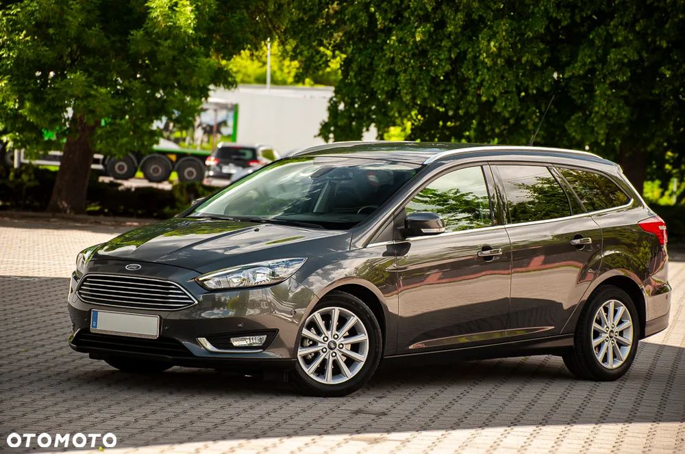 Ford Focus 1.0 EcoBoost STart-Stopp-System TITANIUM - 24
