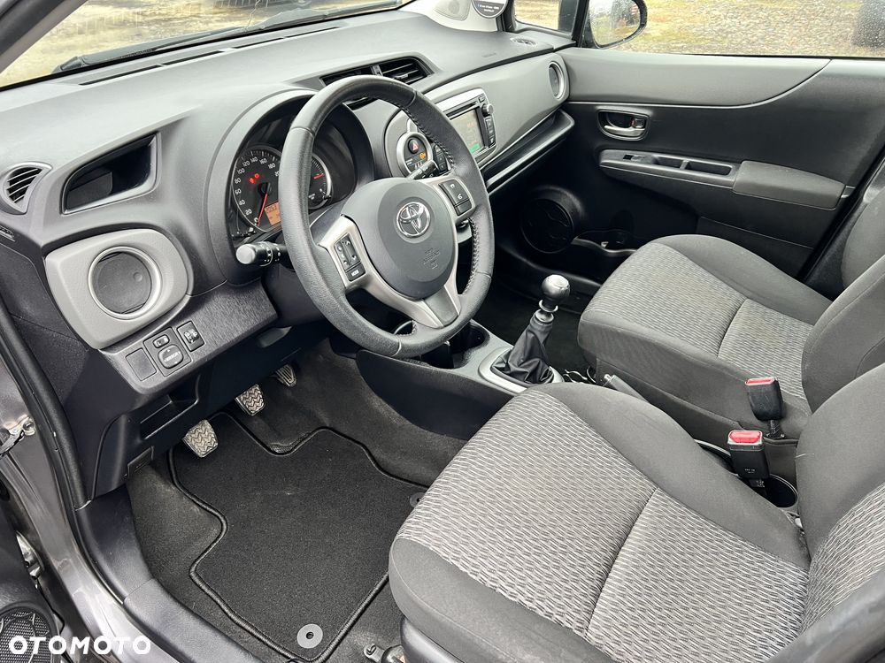 Toyota Yaris 1.33 VVT-i Comfort - 13