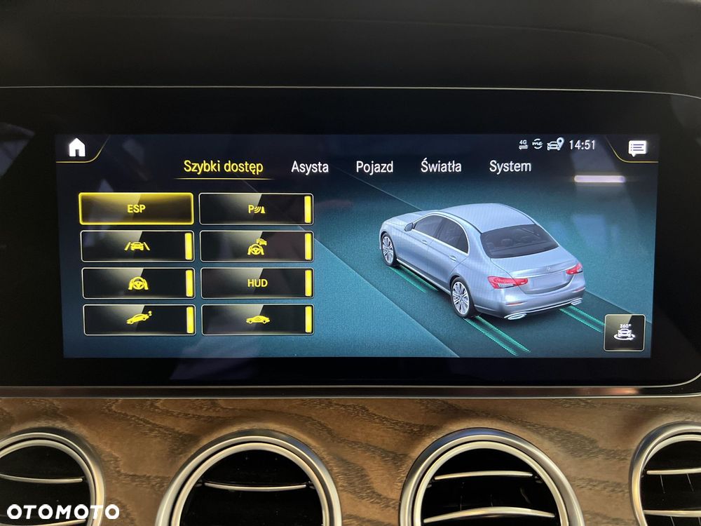 Mercedes-Benz Klasa E - 32