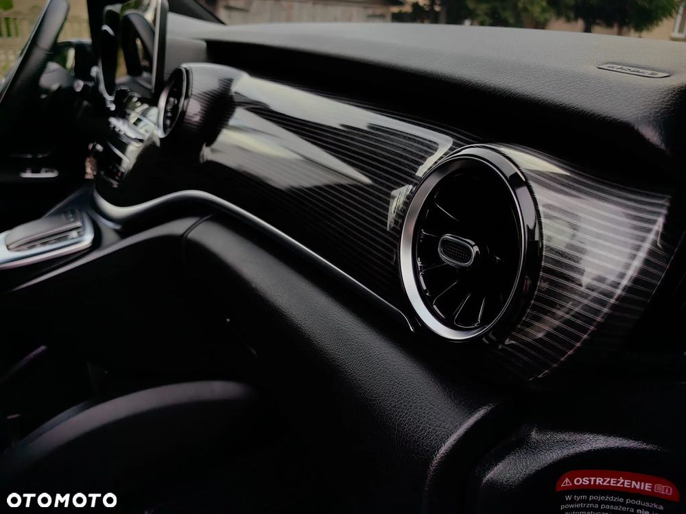 Mercedes-Benz Klasa V 300 d 4-Matic Avantgarde 9G-Tronic (ekstra d³) - 35