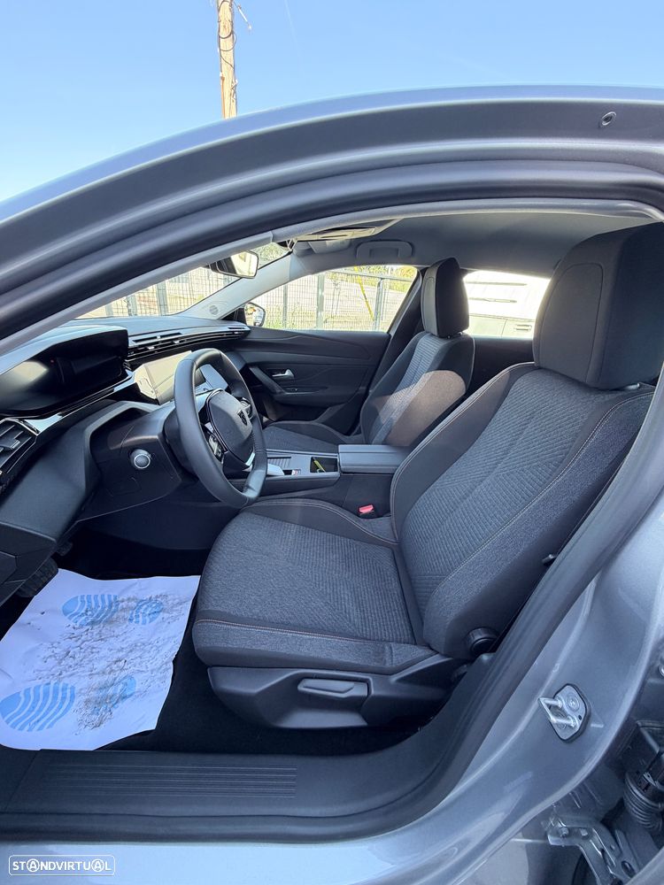 Peugeot e-308 156 Style - 11