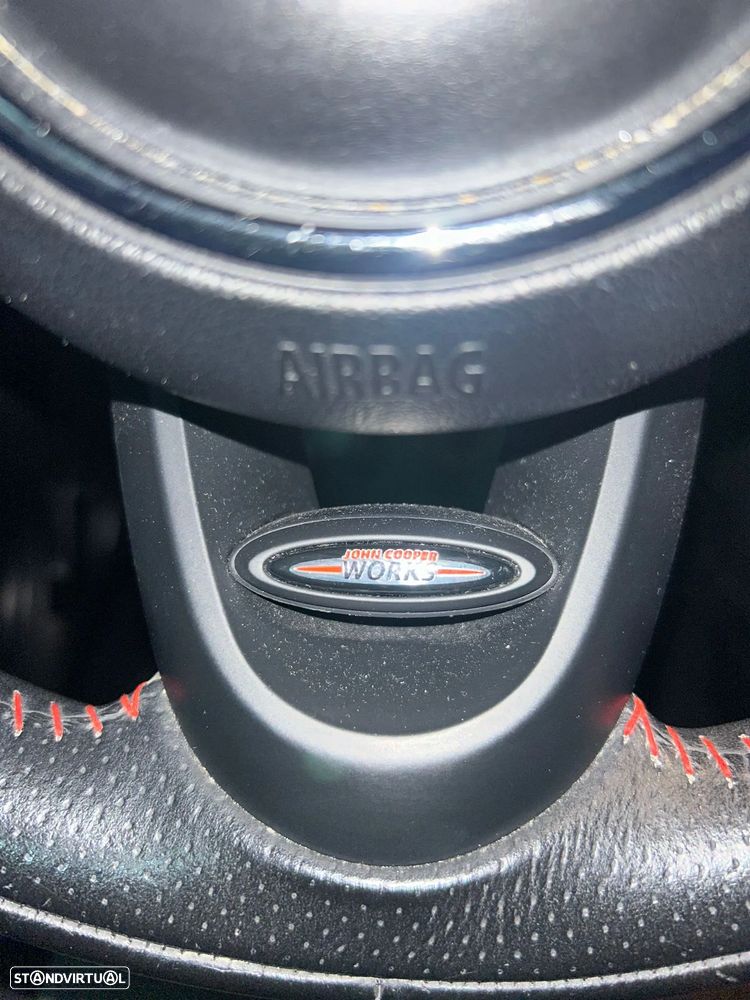 MINI 3 Portas One D - 39