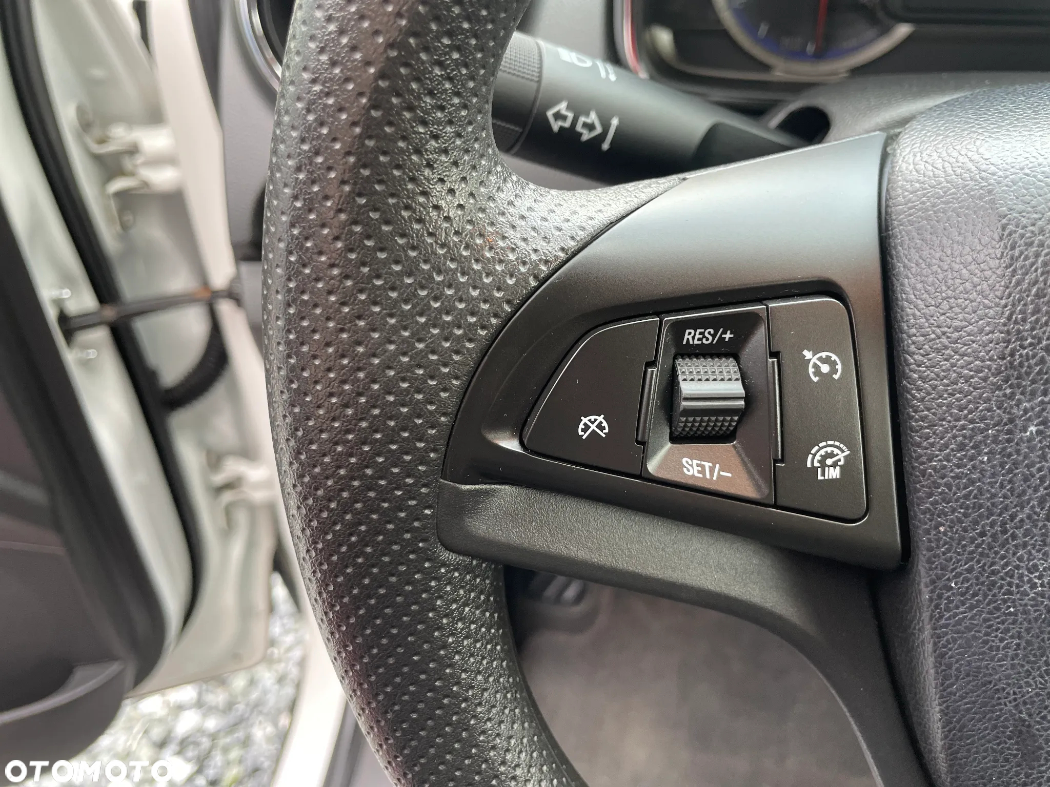 Chevrolet Trax - 14