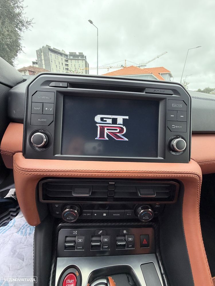 Nissan GT-R 3.8 V6 Pack Prestige - 32